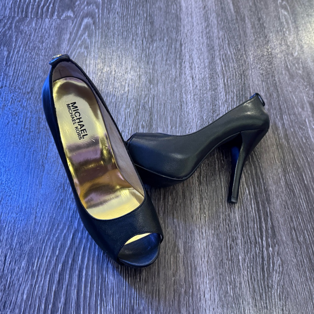 Michael Kors Black Peep-Toe Pumps
